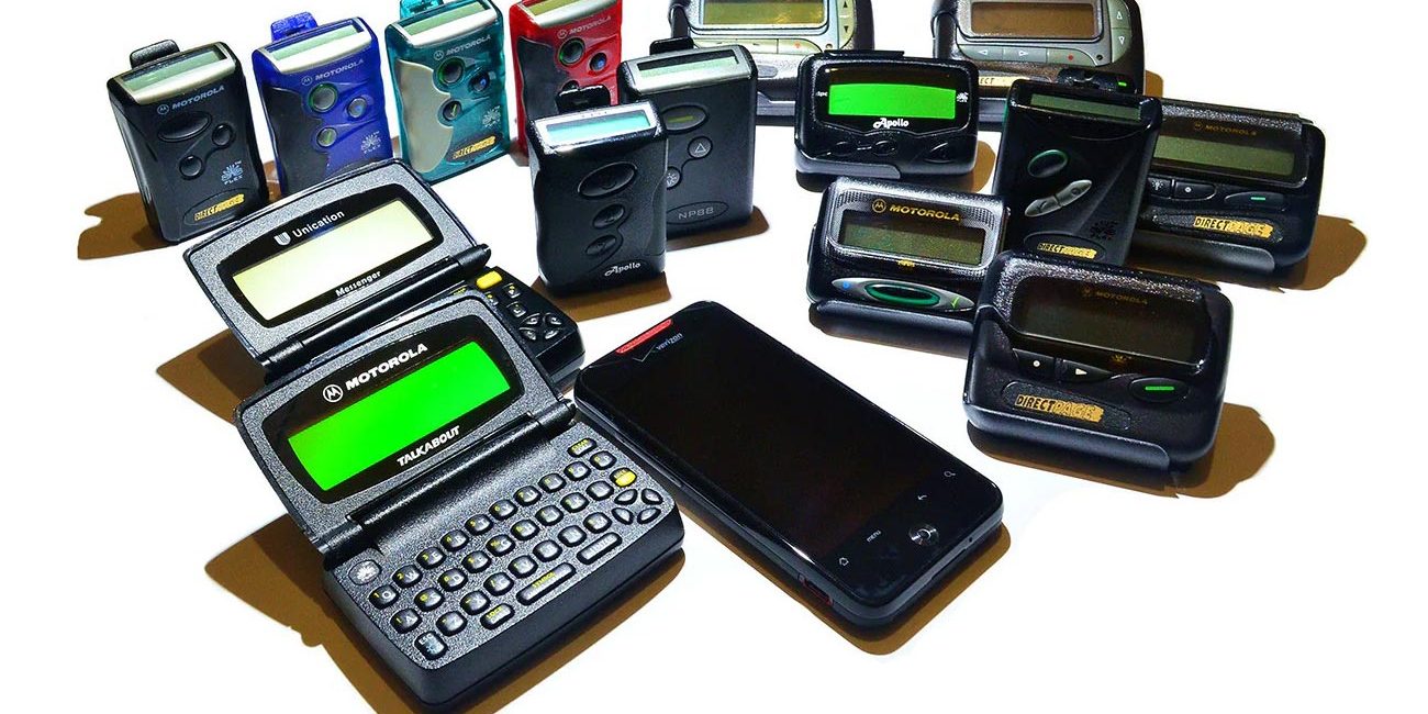 Diversos pagers e peças de reposição.